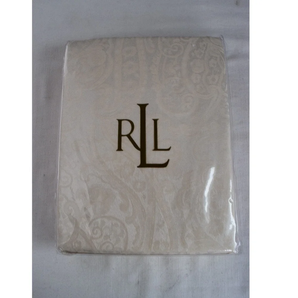 Ralph Lauren RL Damask Cream Tablecloth Paisly 52